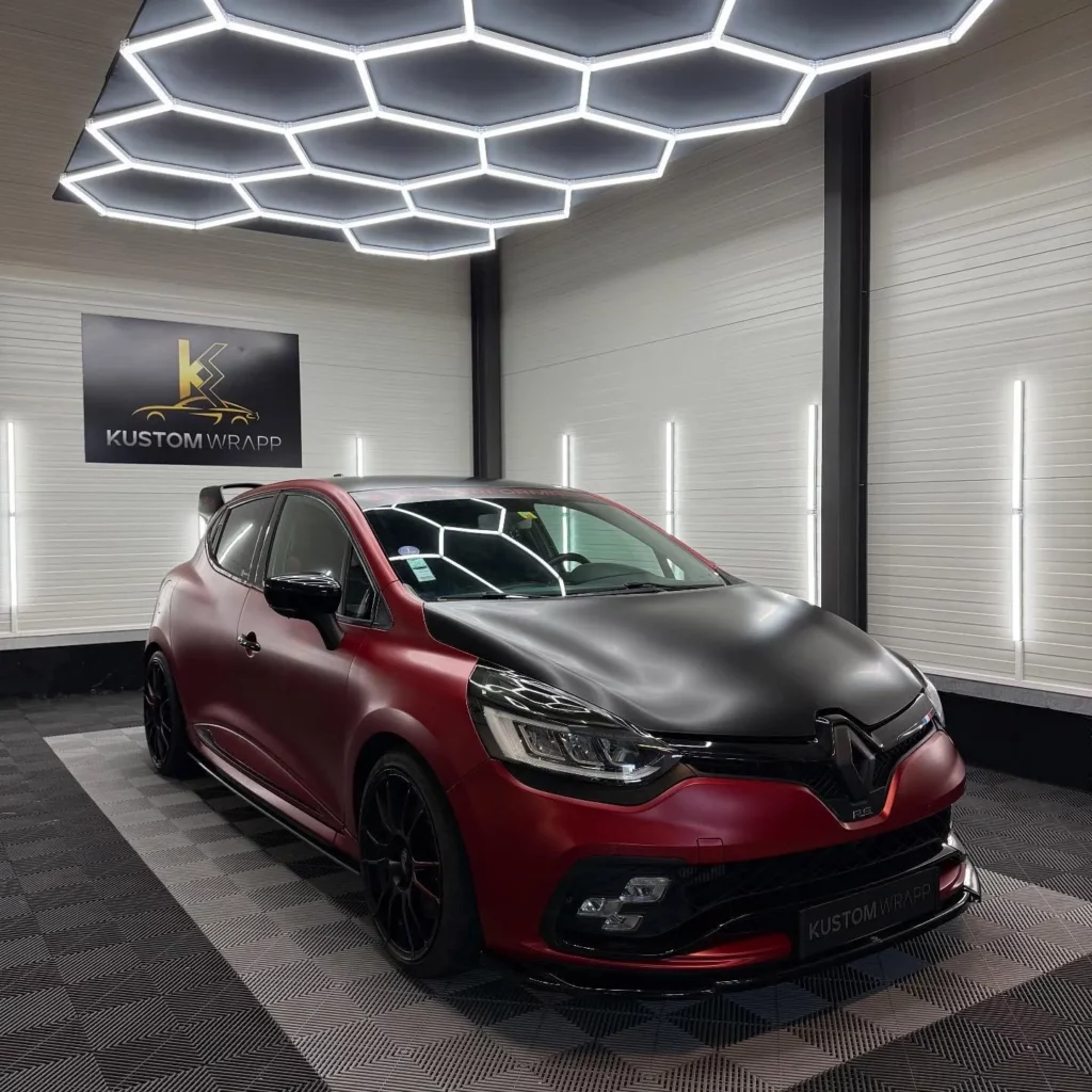 Covering Clio 4 RS